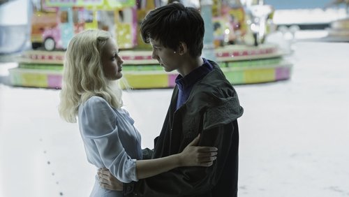 Miss Peregrine's Home for Peculiar Children - Mái Ấm Lạ Kỳ Của Cô Peregrine - Hình 2